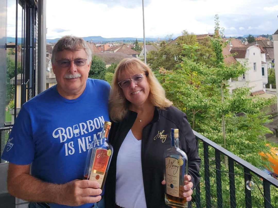 J. Henry & Sons-Dane必去景点