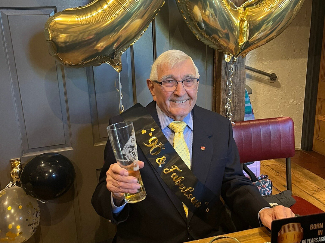 红山公鹿酒店主图