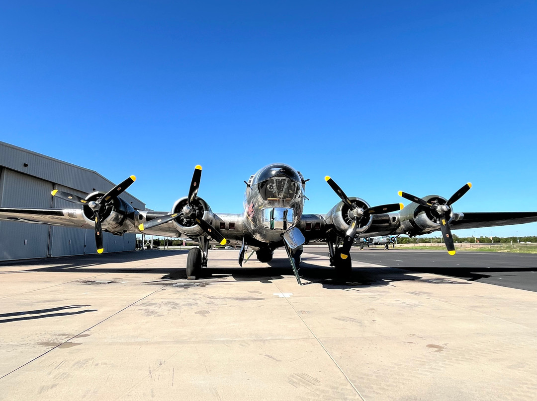 Commemorative Air Force Airbase Arizona Museum-梅萨必去景点