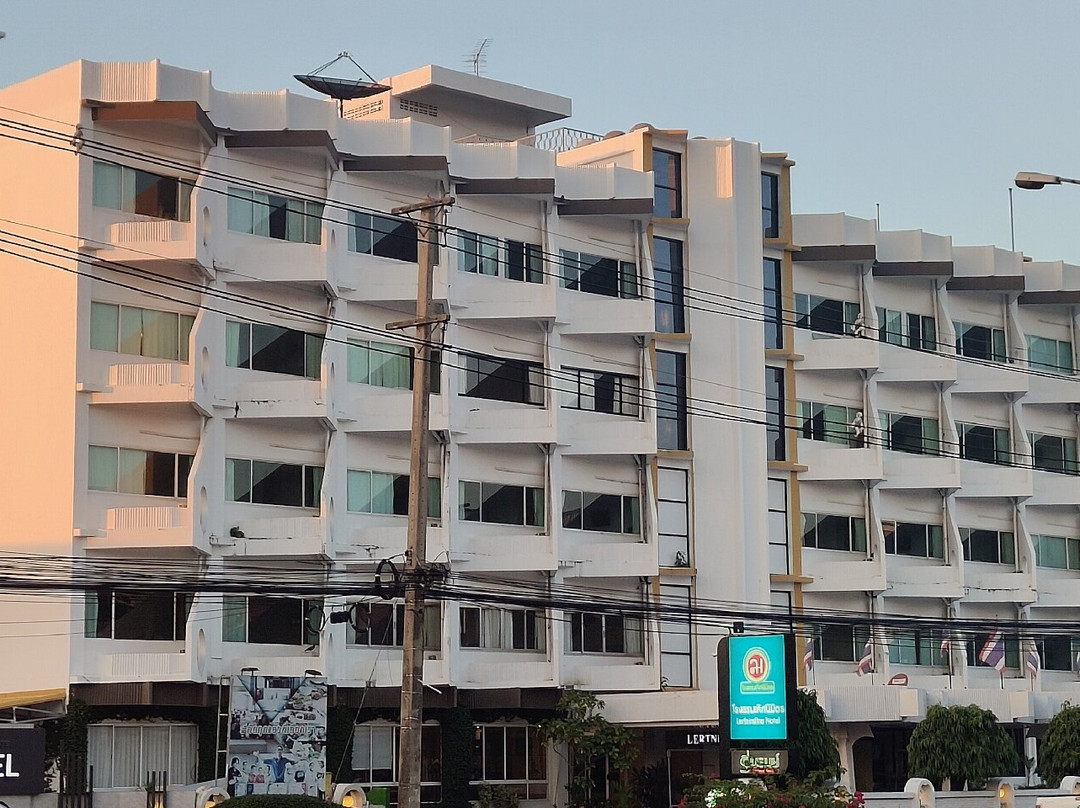 莱尼米塔酒店主图