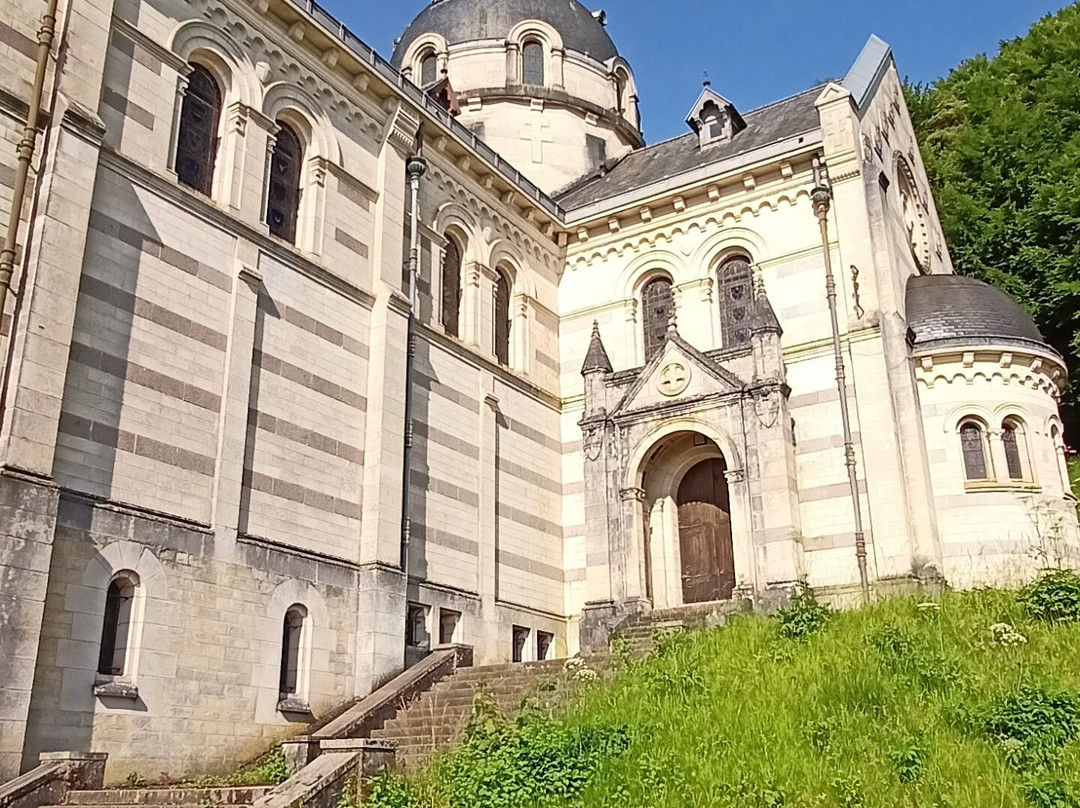 Basilique de Domremy-Domremy-la-Pucelle必去景点