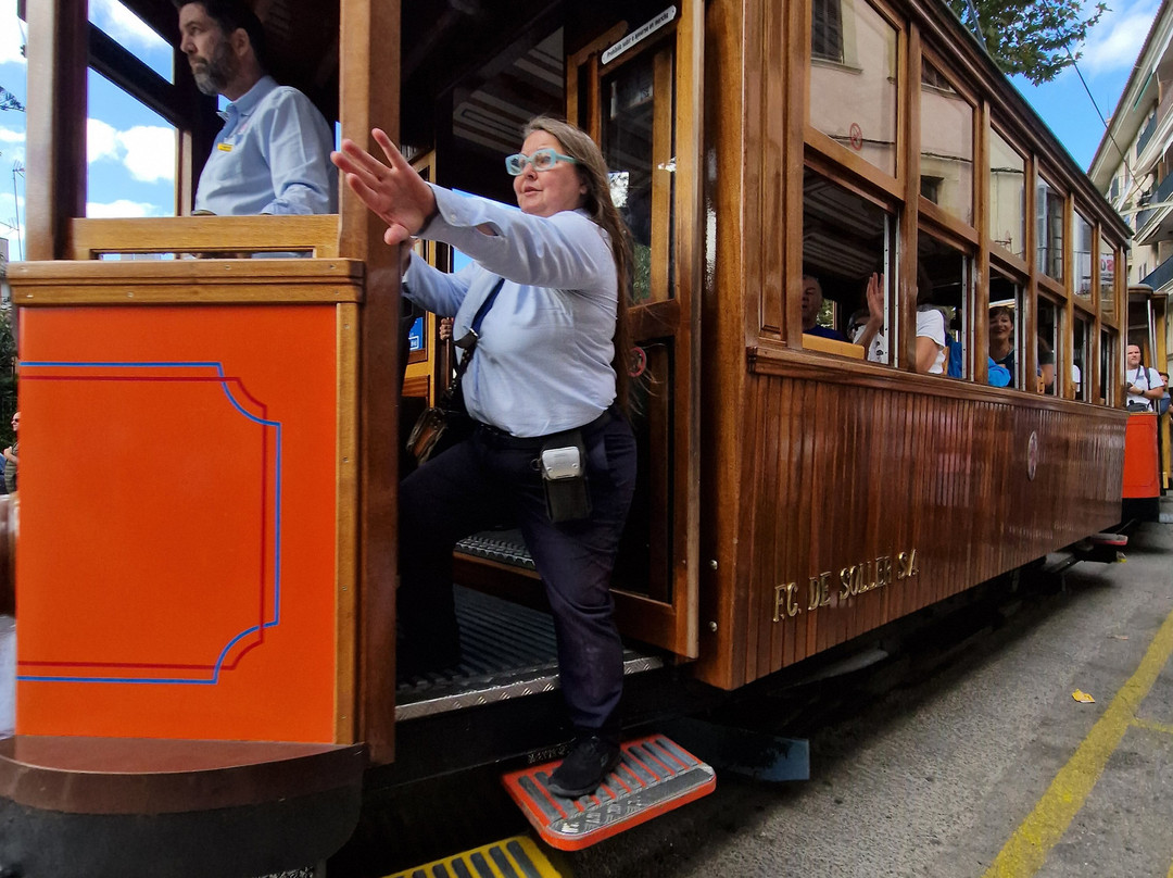 Tram de Sóller-索列尔港必去景点