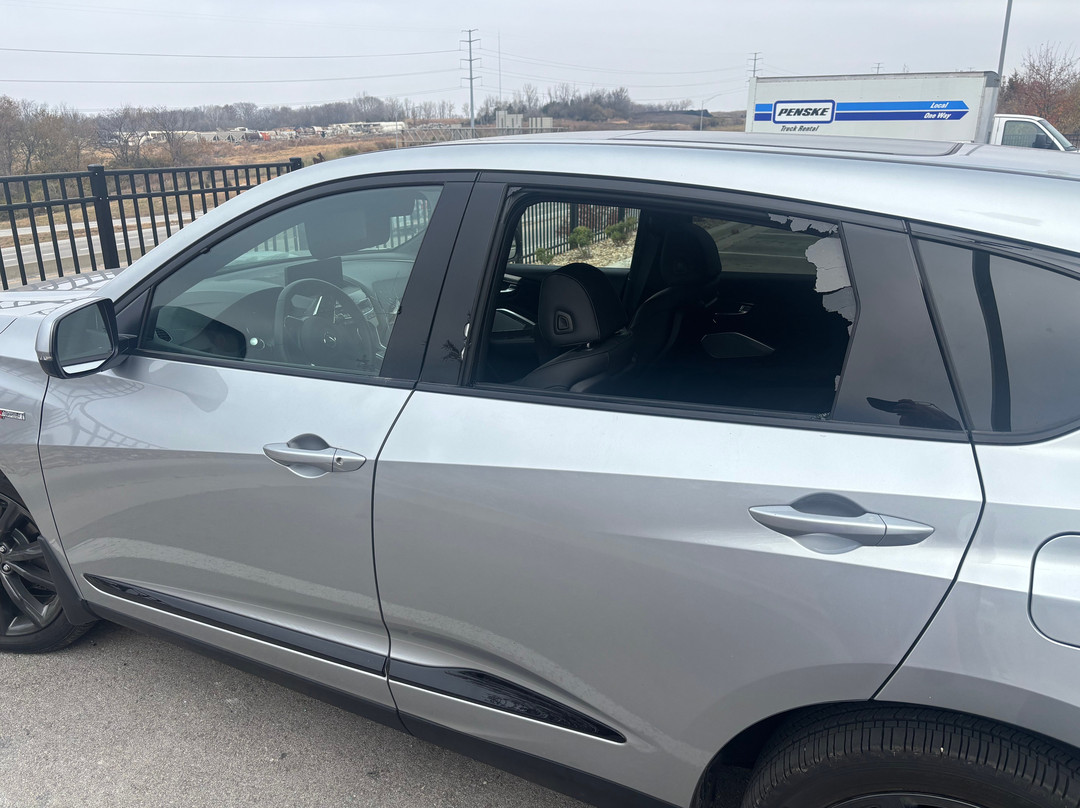 Hampton Inn By Hilton Kansas City Southeast主图