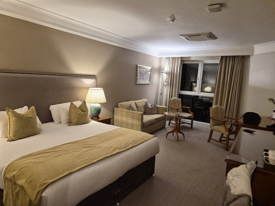 纽波特希尔顿酒店主图