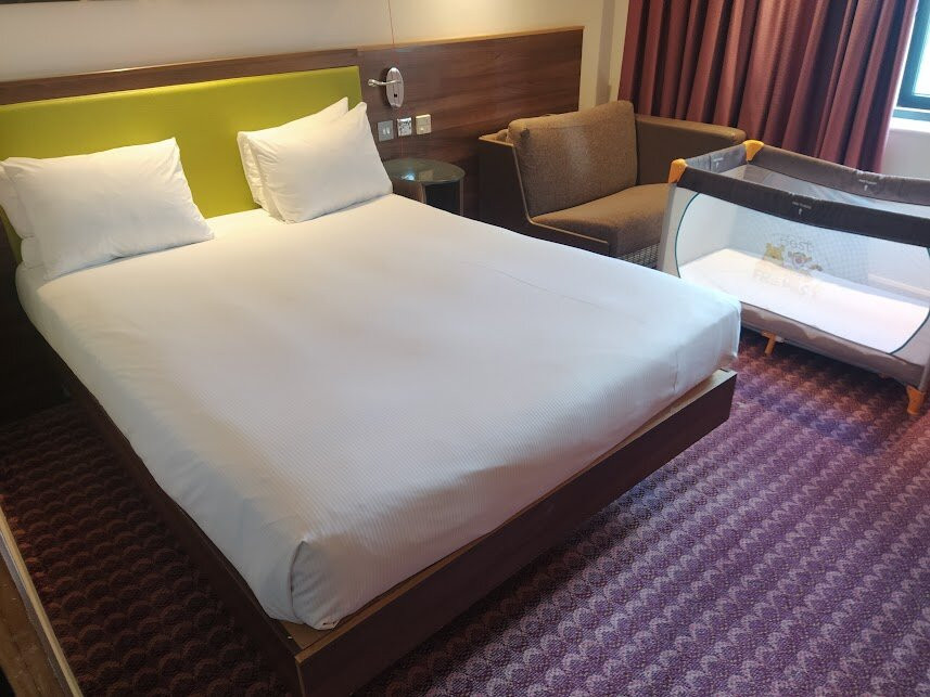 伦敦克罗伊登汉普顿希尔顿酒店主图