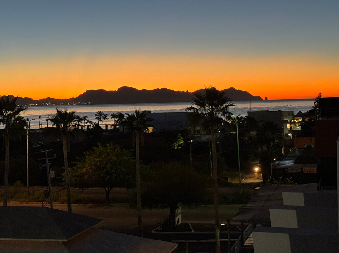 Marina Real酒店住宿-Sawari Hotel