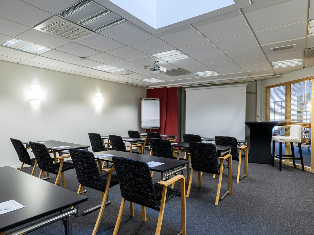 斯特兰德第一酒店主图