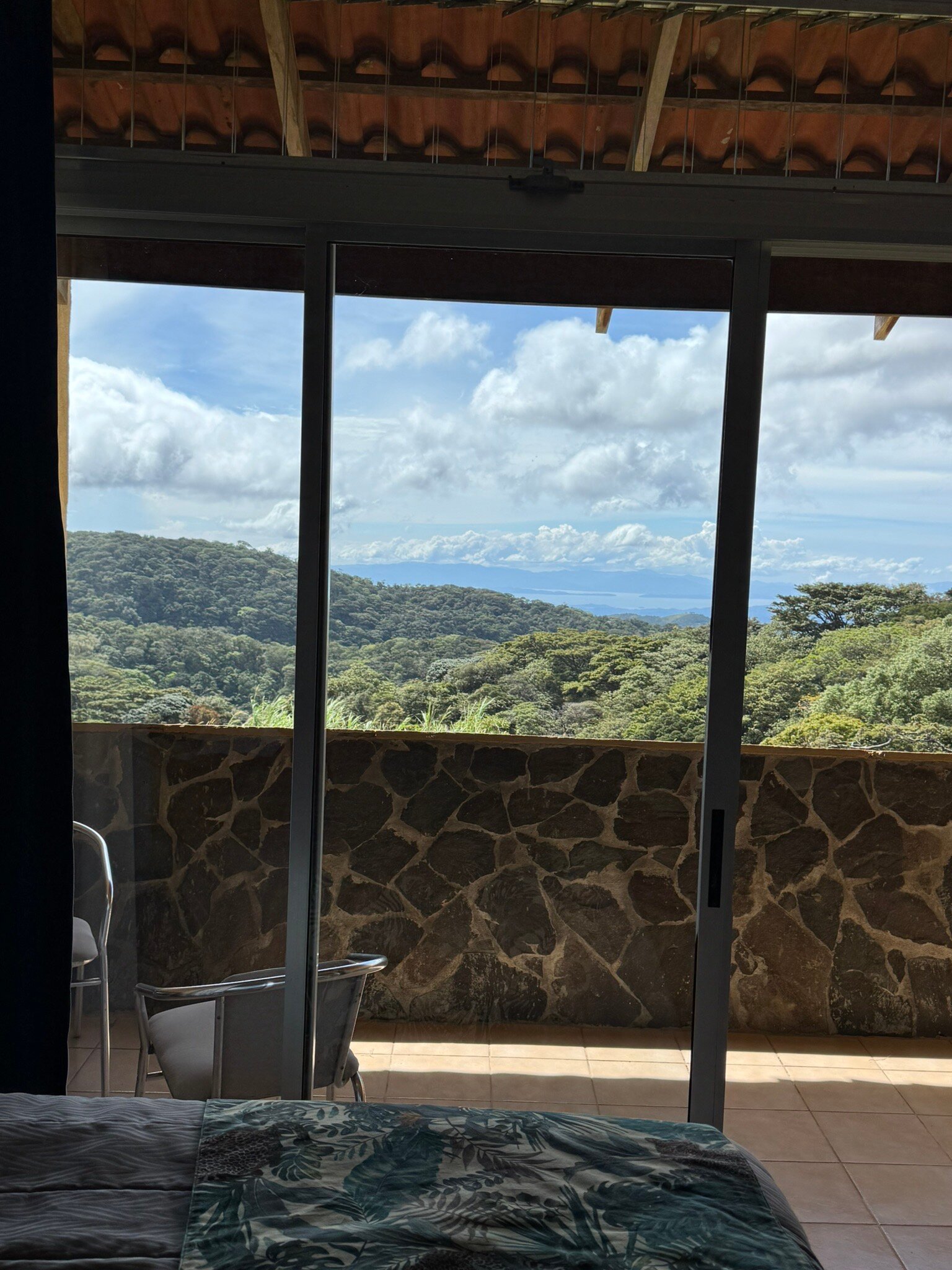 Hotel Montaña Monteverde-官方