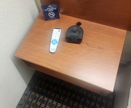 利物浦-多拉山麦客达套房酒店主图