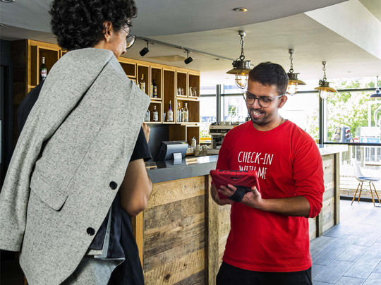 宜必思莱斯特酒店