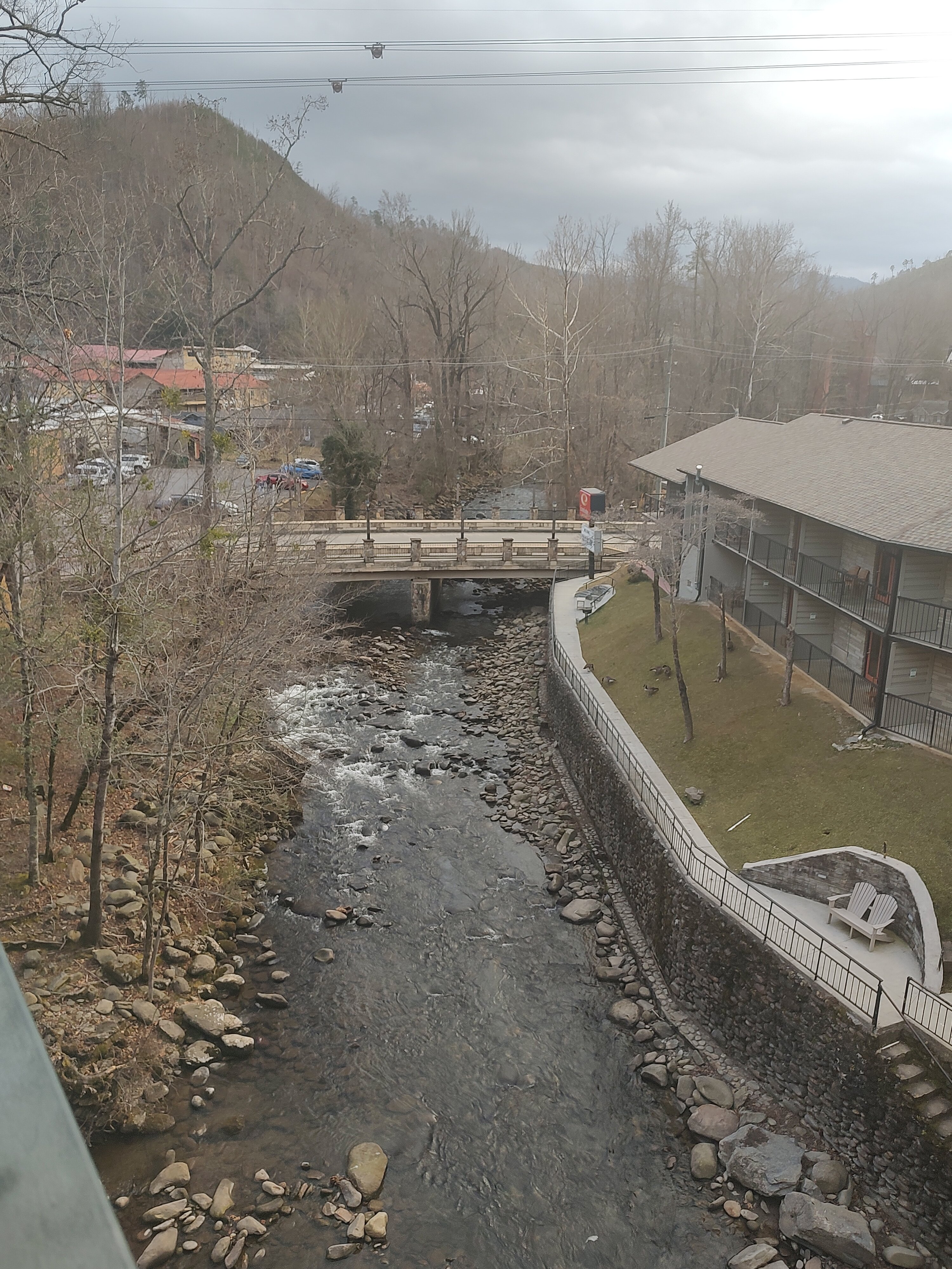 Old Creek Lodge-官方