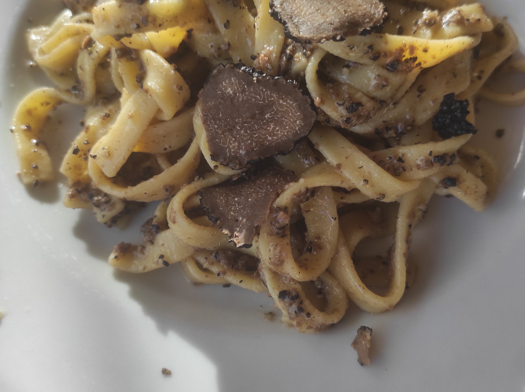 欧亚希乡村酒店主图