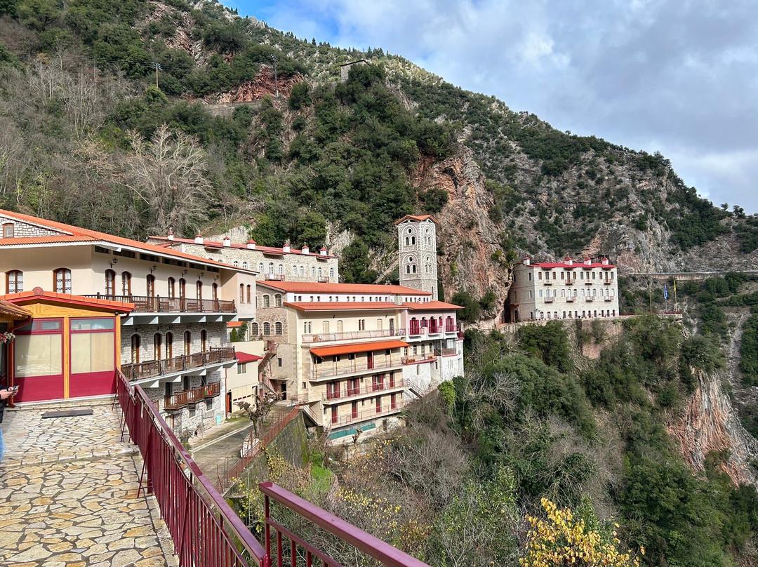 Proussos Monastery-卡尔派尼西必去景点