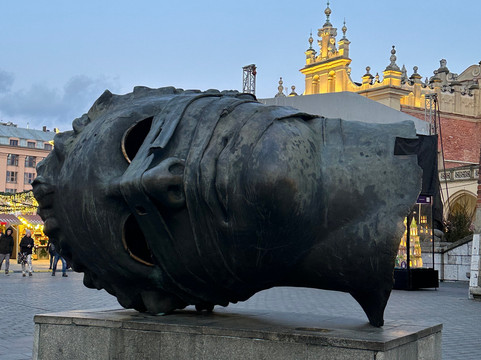 Rondatur-波瓦－迪瓦尔津必去景点