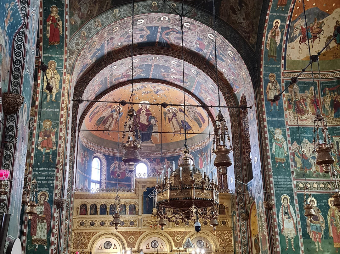 Catedrala Sfinții Apostoli Petru și Pavel - Constanța-康斯坦萨必去景点