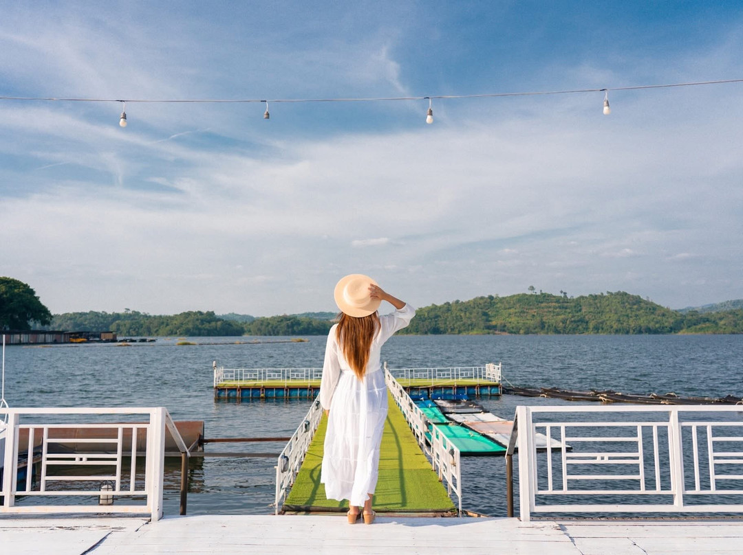 拉雅布里度假村主图