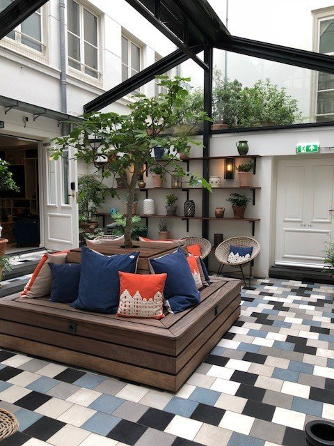 伦布兰特经典酒店主图