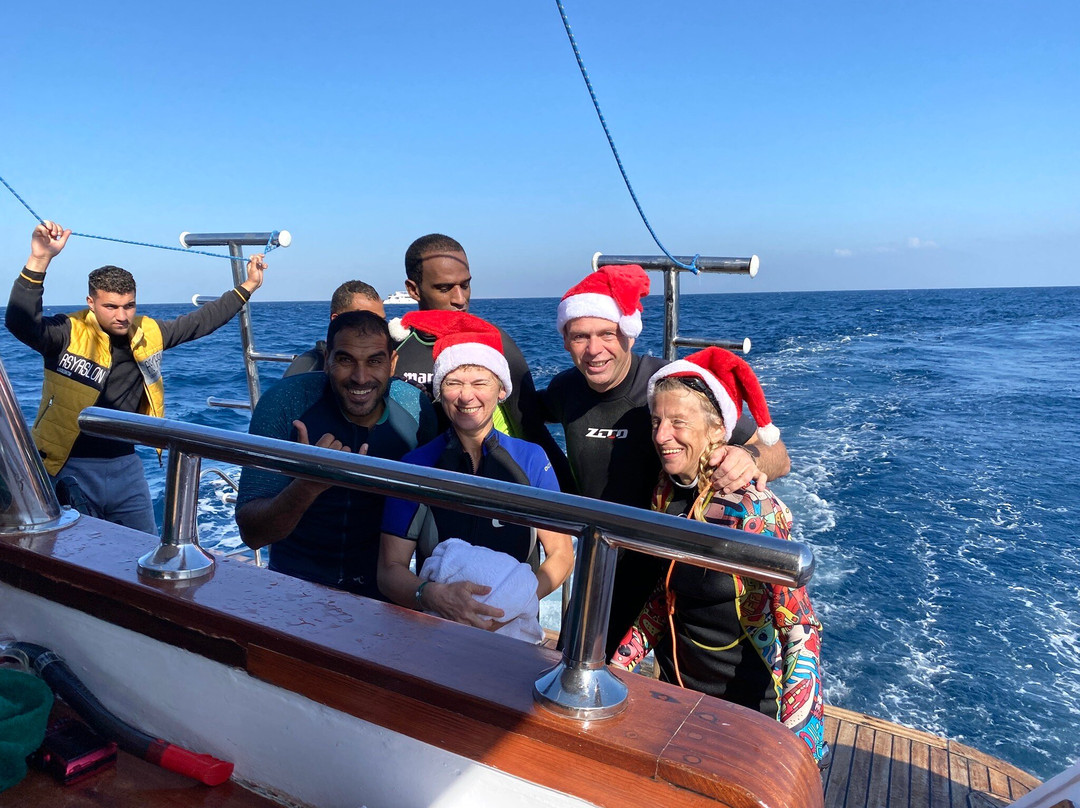 Enjoy Tours Mit Obama-赫尔格达必去景点