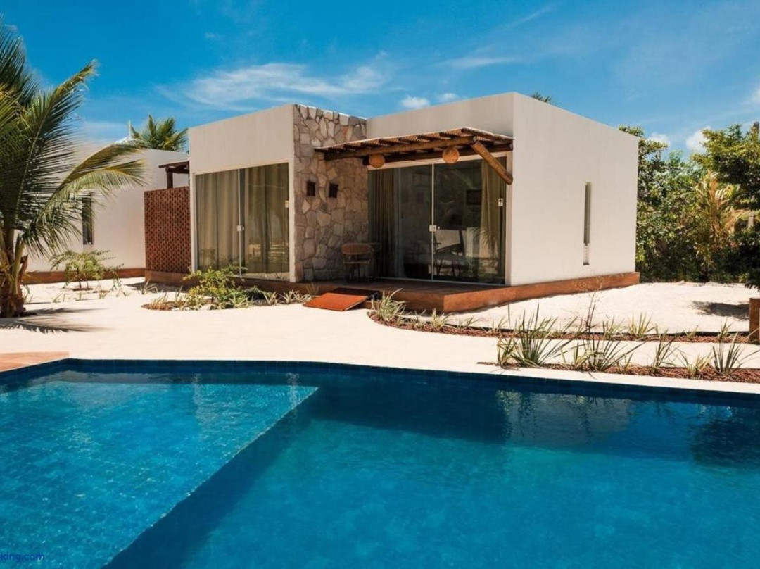 Villa Canoe Hotel