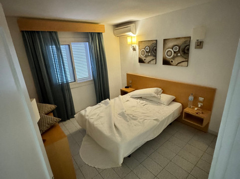 奥纳·马克斯住宿主图