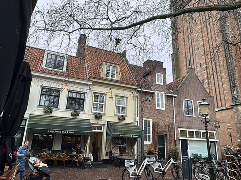 Long John's Pub & Hotel主图