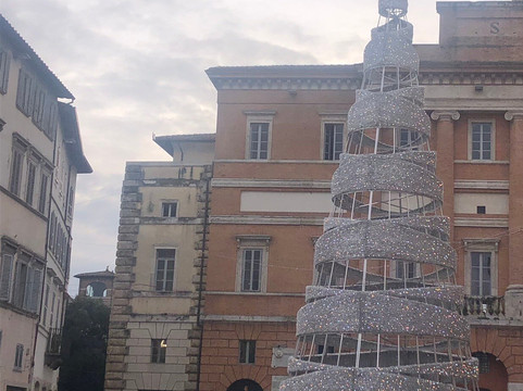 Piazza Della Repubblica-福利尼奥必去景点