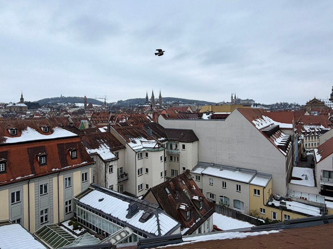 老城酒店酒屋梅瑟施密特主图