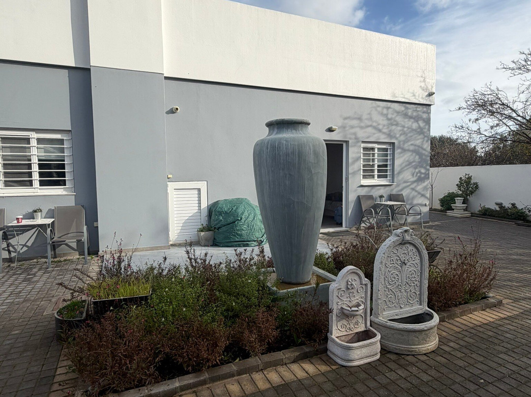 舒适住宿机场精品酒店-免费机场班车主图