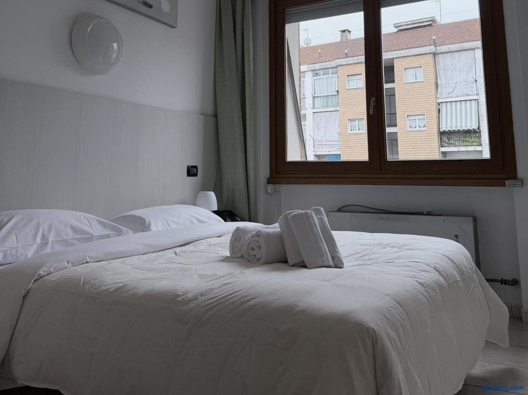 吉亚塔酒店主图