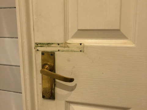 Innkeeper's Collection旗下古门旅馆主图