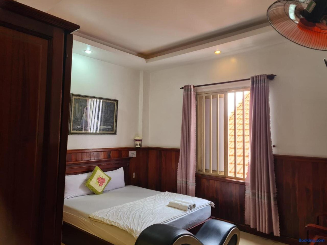 Hotel Long Thanh 243 - JiuDian