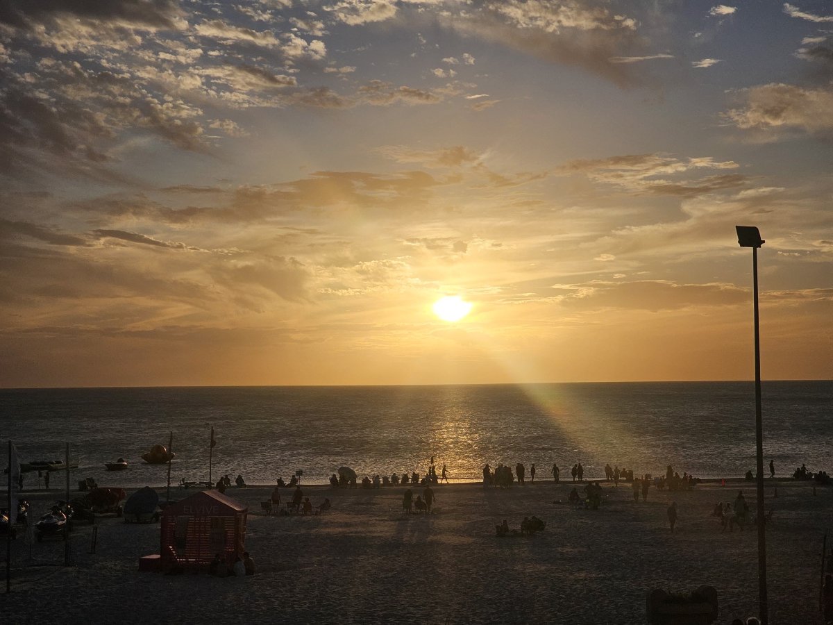 赫诺韦斯酒店-官方