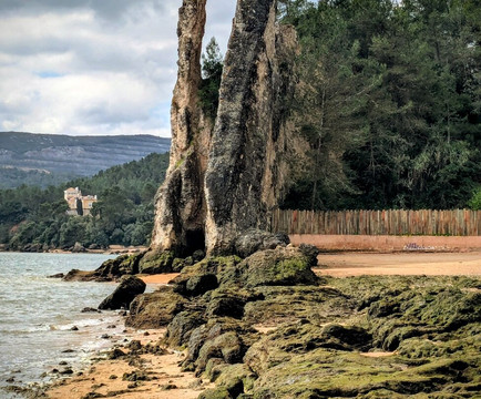 Praia de Albarquel-Setubal必去景点