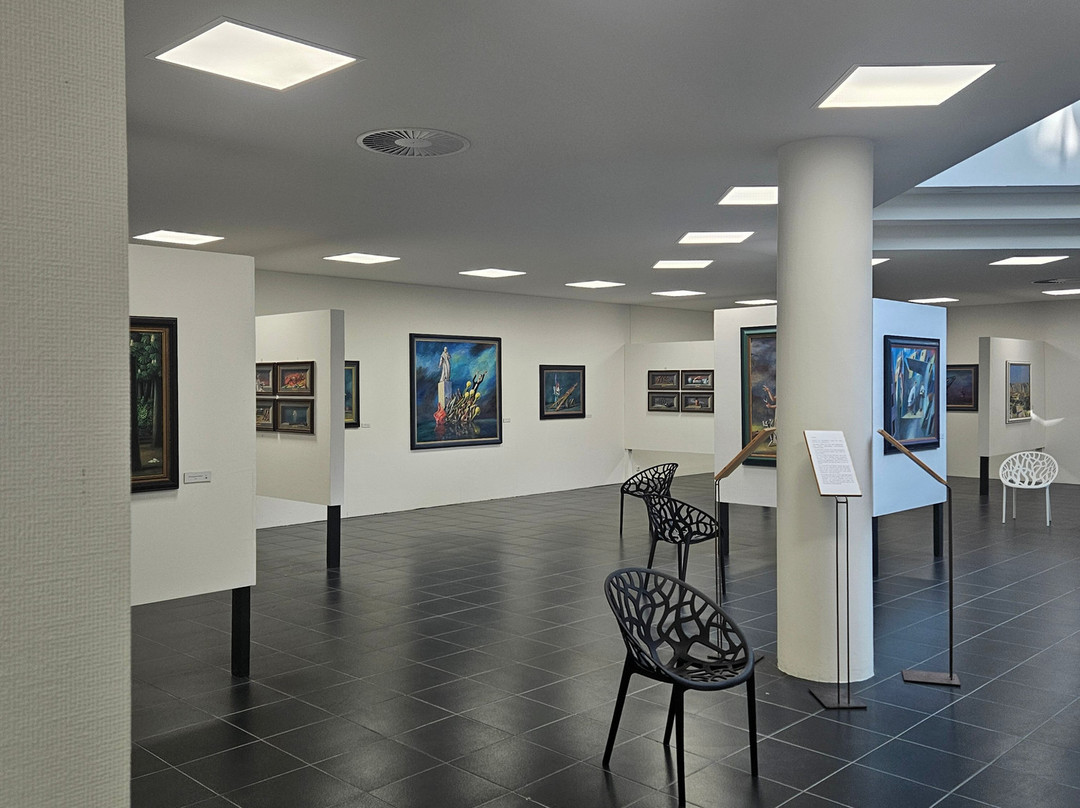 LETTL-Museum Für Surreale Kunst-奥格斯堡必去景点