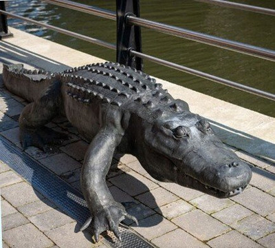 Daisy the Alligator Sculpture