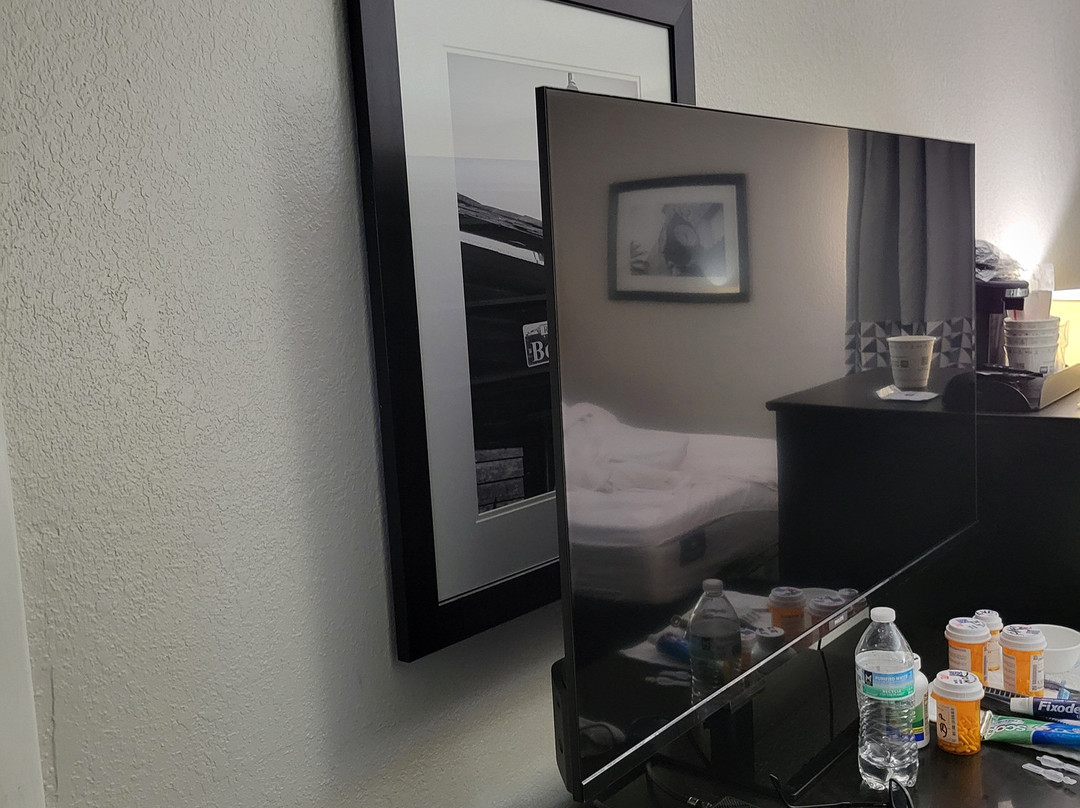 河湾贝斯特韦斯特酒店主图