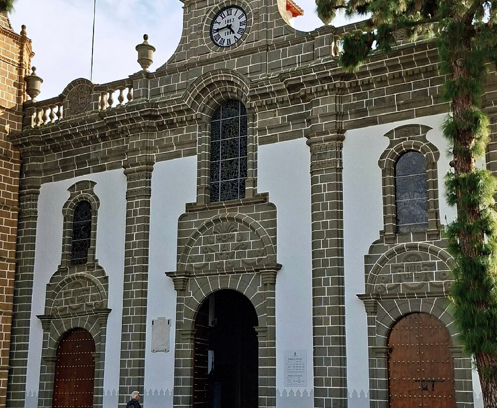 Basilica  de la Virgen del Pino-Teror必去景点