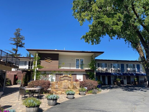 金沙湾温泉酒店主图