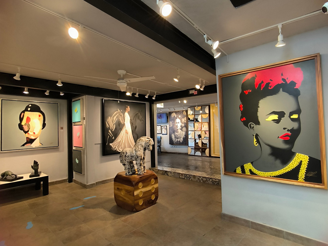 Exim Galería-圣米格尔护城必去景点