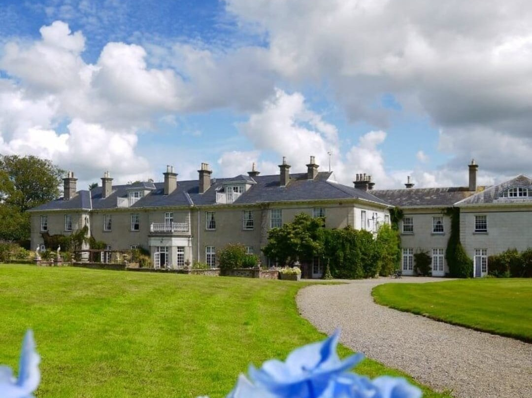 邓布鲁蒂田园酒店主图