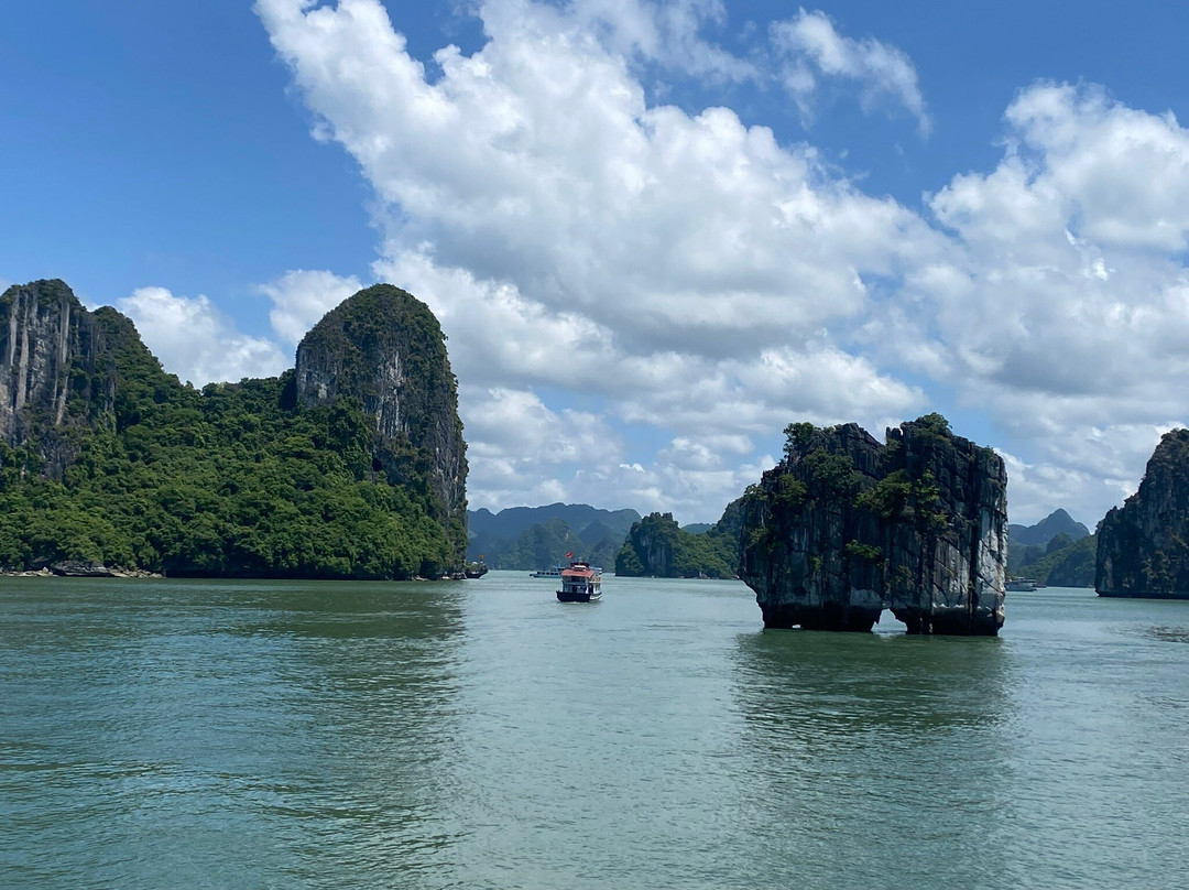 Hon Ga Choi Island-下龙湾必去景点