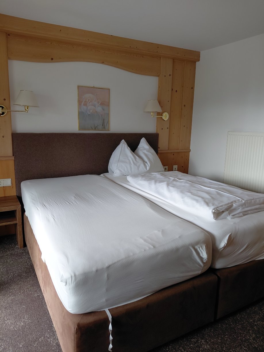 特劳贝阿克提夫酒店-官方