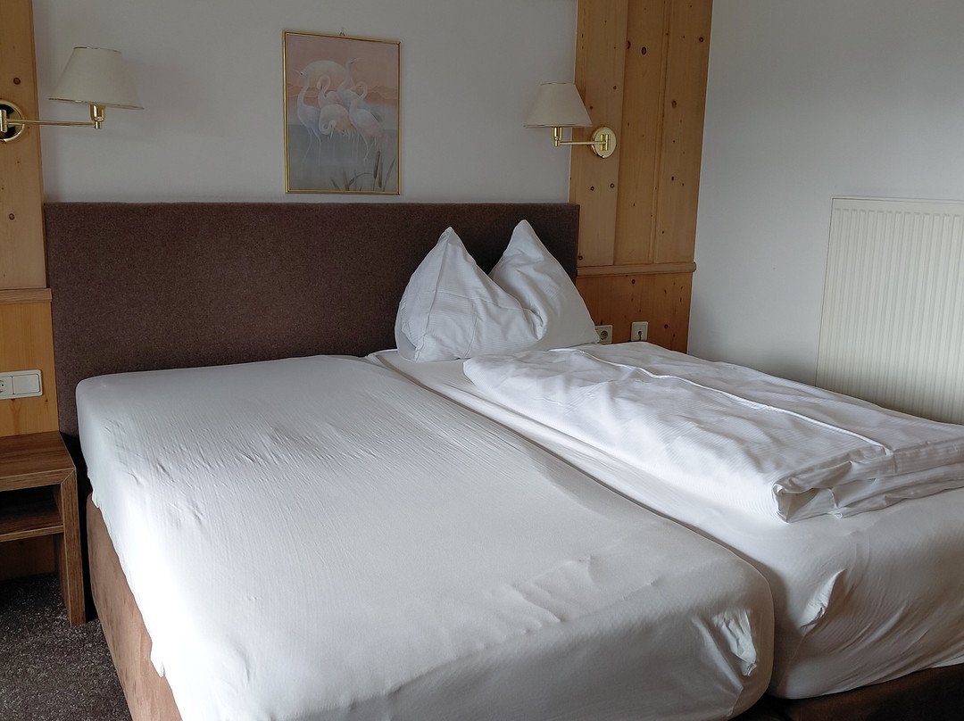 特劳贝阿克提夫酒店主图