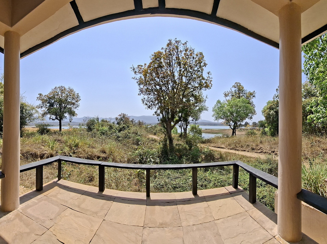 普顿迪野外酒店-丹瓦回水度假酒店主图