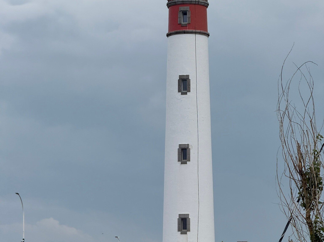 Phare de Ouistreham-乌伊斯特勒昂必去景点