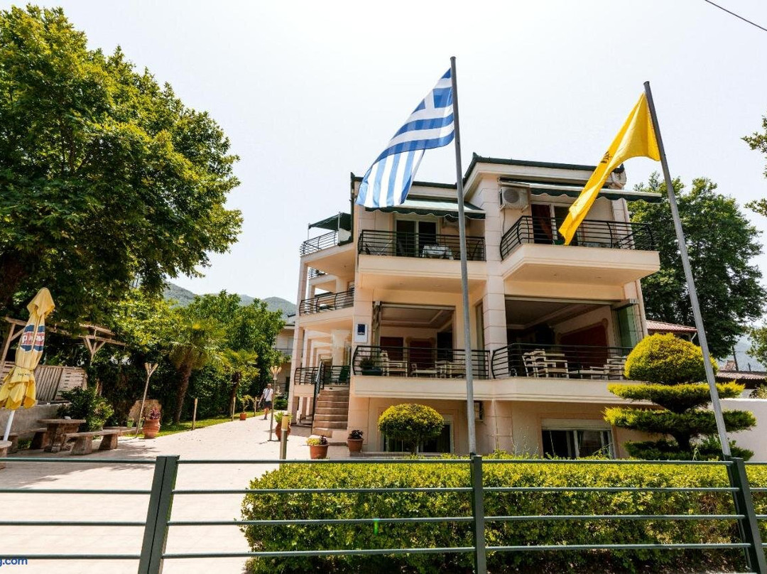 Stefanidis Studios