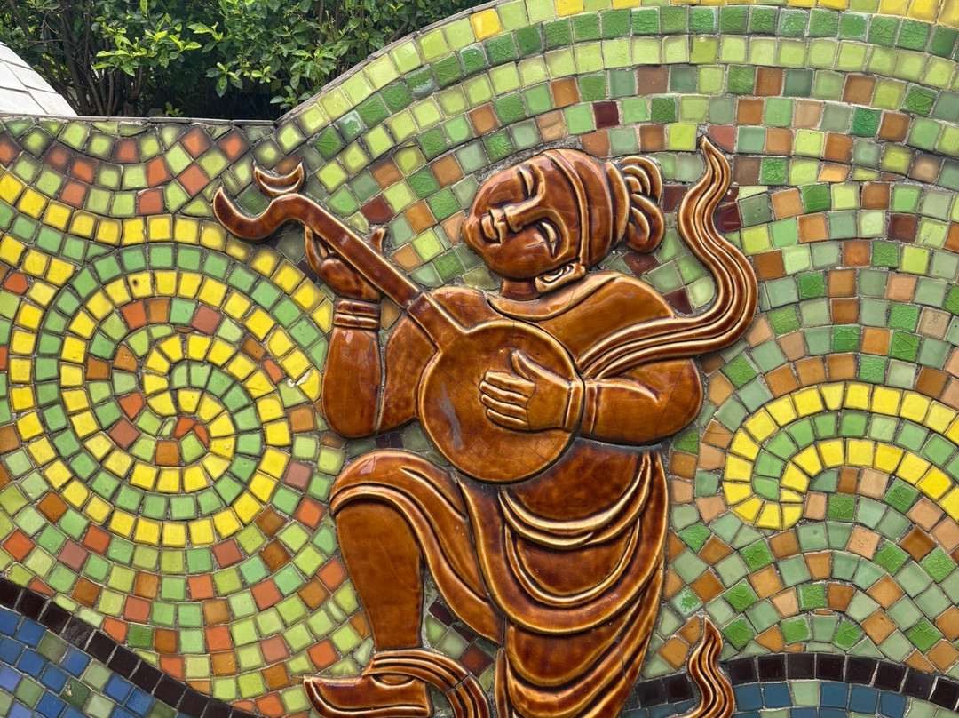 Hanoi Ceramic Mosaic Mural-河内必去景点