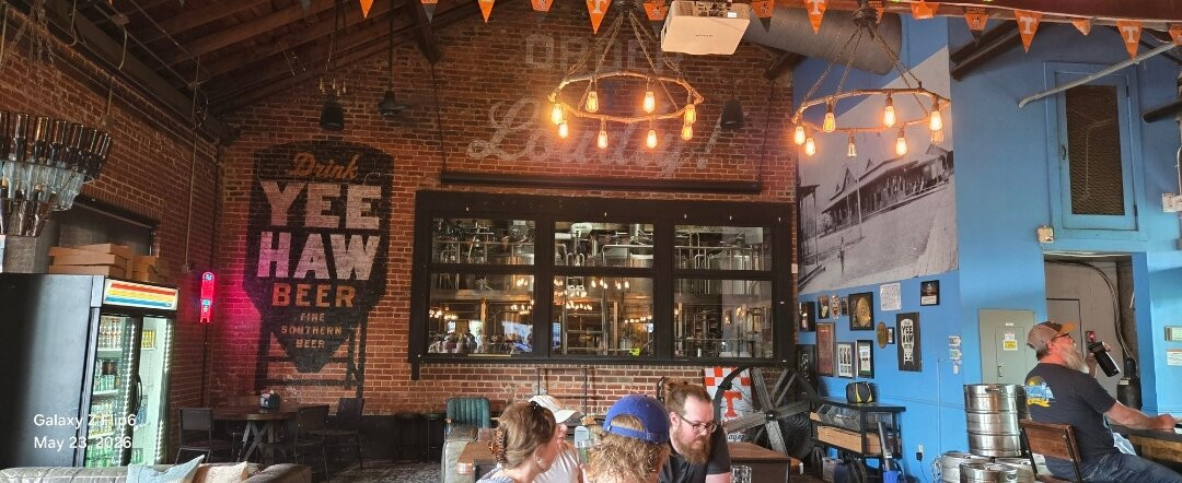 Yee Haw Brewing Co.-约翰逊城必去景点