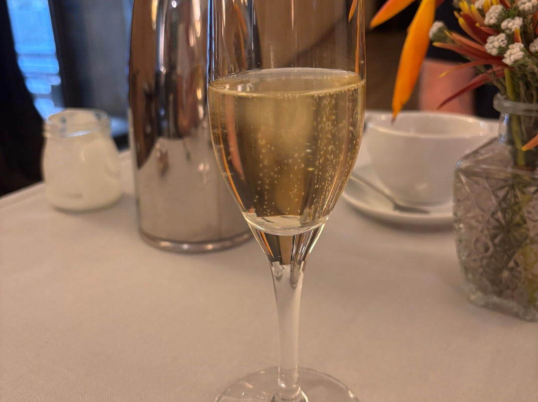 圣埃斯特万宫酒店主图