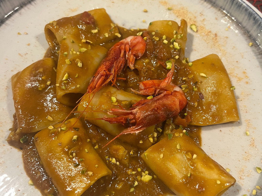 戴皮尼酒店主图